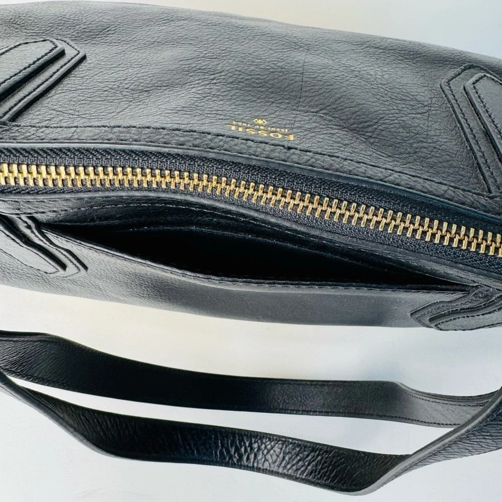 Fossil Leather Shopper Tote in gold/black